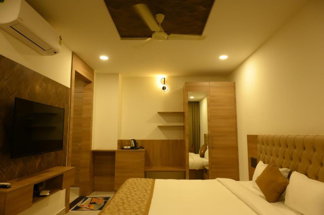 Shrreyas Inn Boarding & Lodging Kundapur Extérieur photo