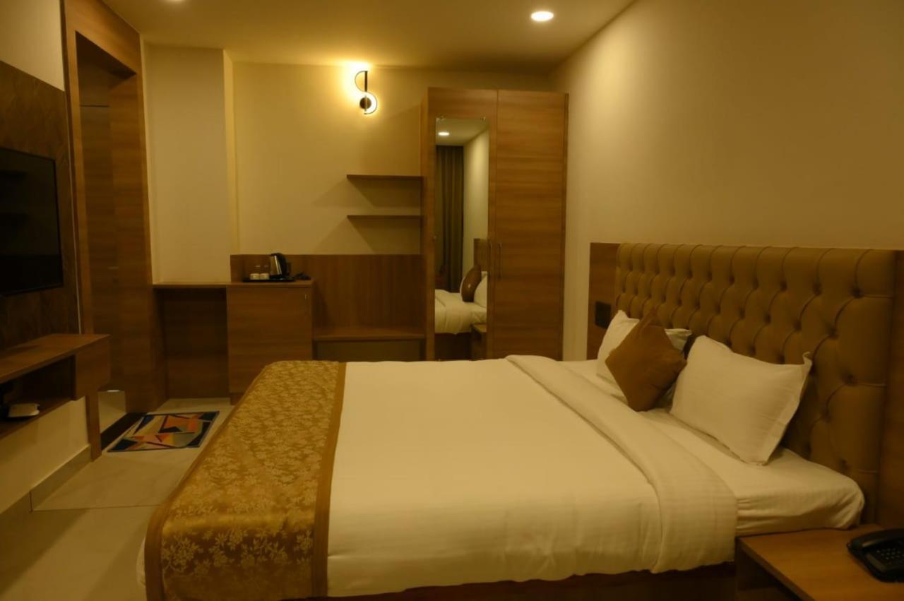 Shrreyas Inn Boarding & Lodging Kundapur Extérieur photo